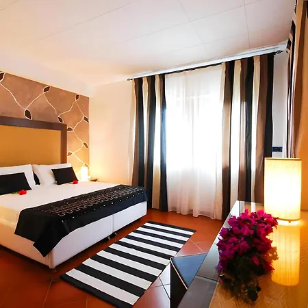 Hotiday Collection - Hotel