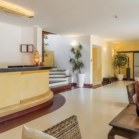 Hotel Hotiday Collection - 4*