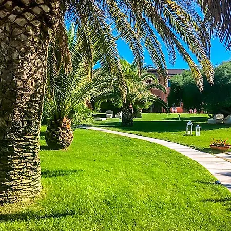 فندق Hotiday Collection - ستينتينو