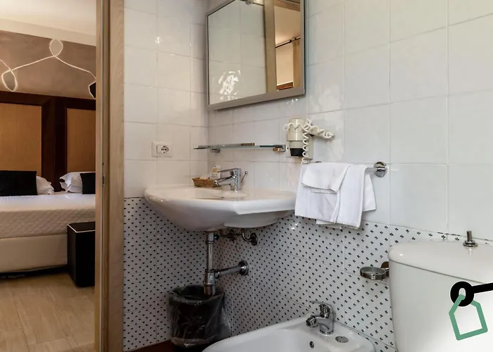 Hotiday Collection - 4*